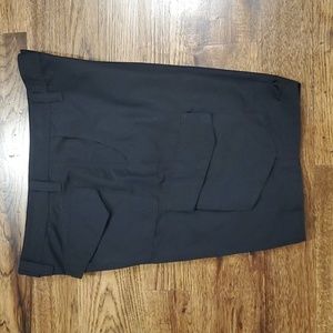 Womens Magellan black cargo shorts size 30